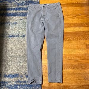 Izod basic slacks khakis